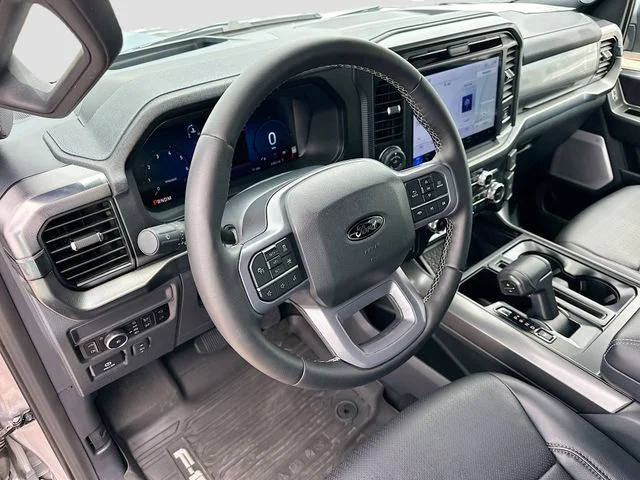 Used 2025 Silver Ford Lariat image 9