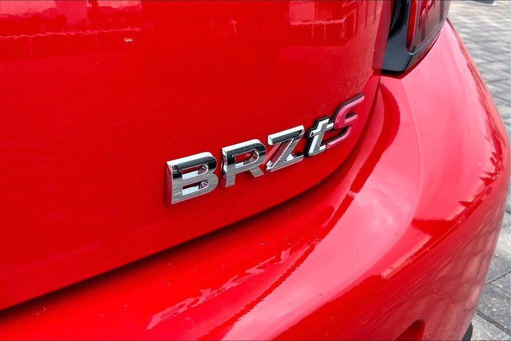 2025 Subaru BRZ tS - Photo 8