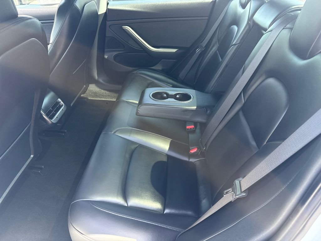 Used 2019 White Tesla Standard Range Plus image 19
