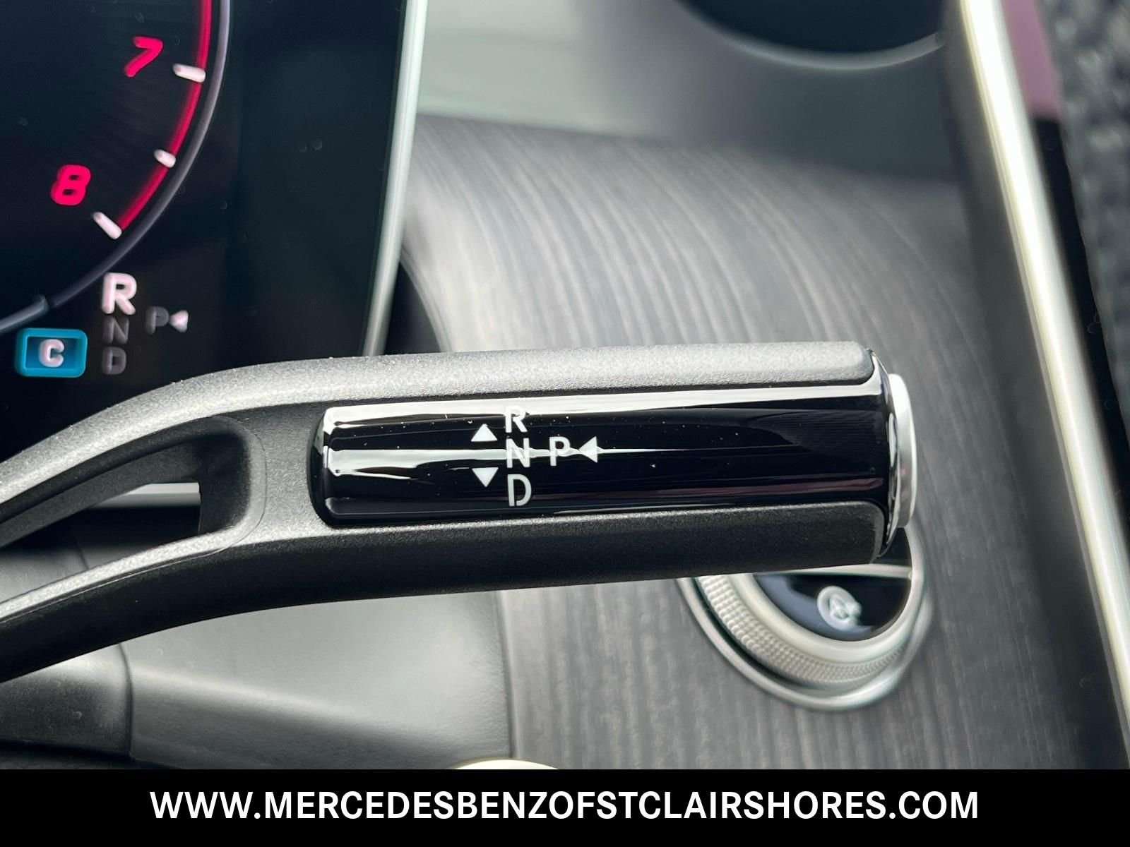 New 2026 Cirrus Silver Metallic Mercedes-Benz GLC 300 image 31