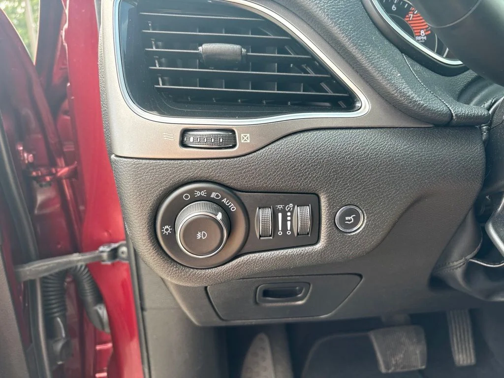 Used 2021 Red Jeep Limited image 18