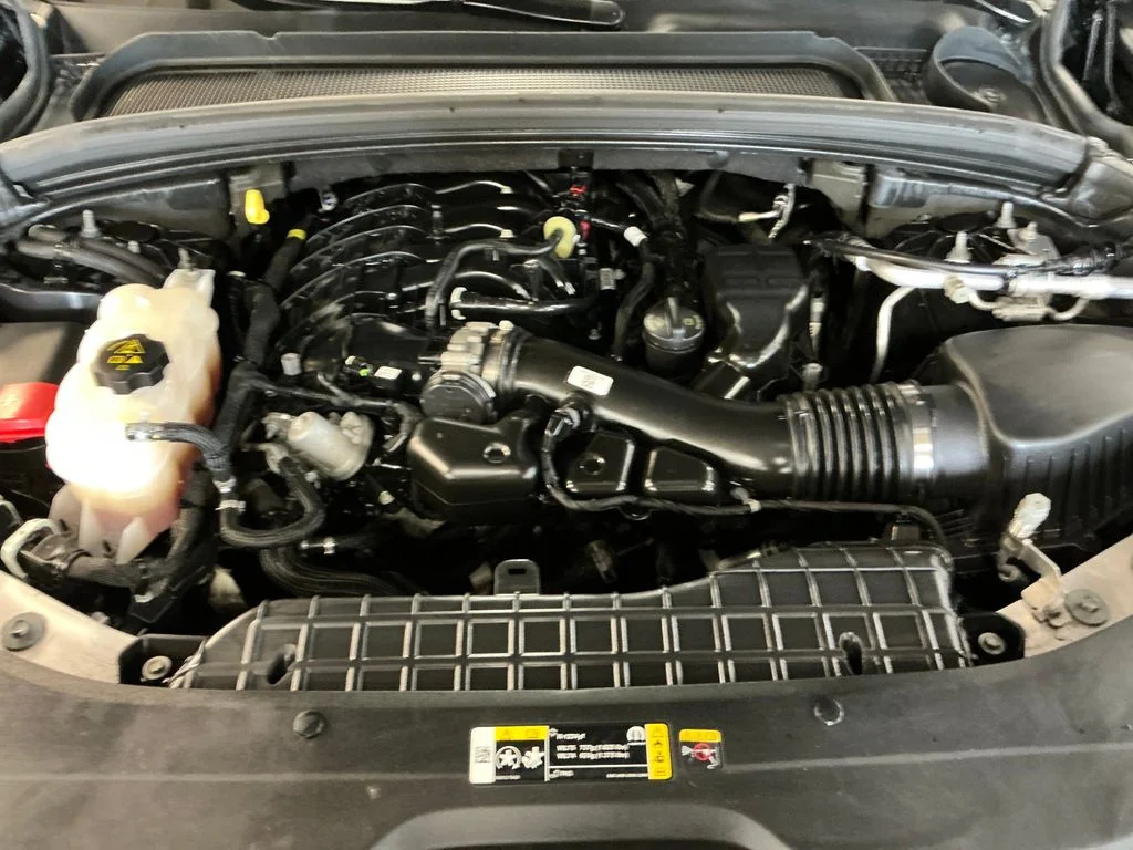 Certified Used 2023 Brown Jeep Limited image 10