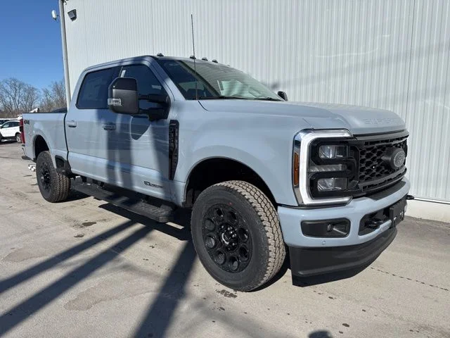 2026 Ford Super Duty F-350® Lariat®