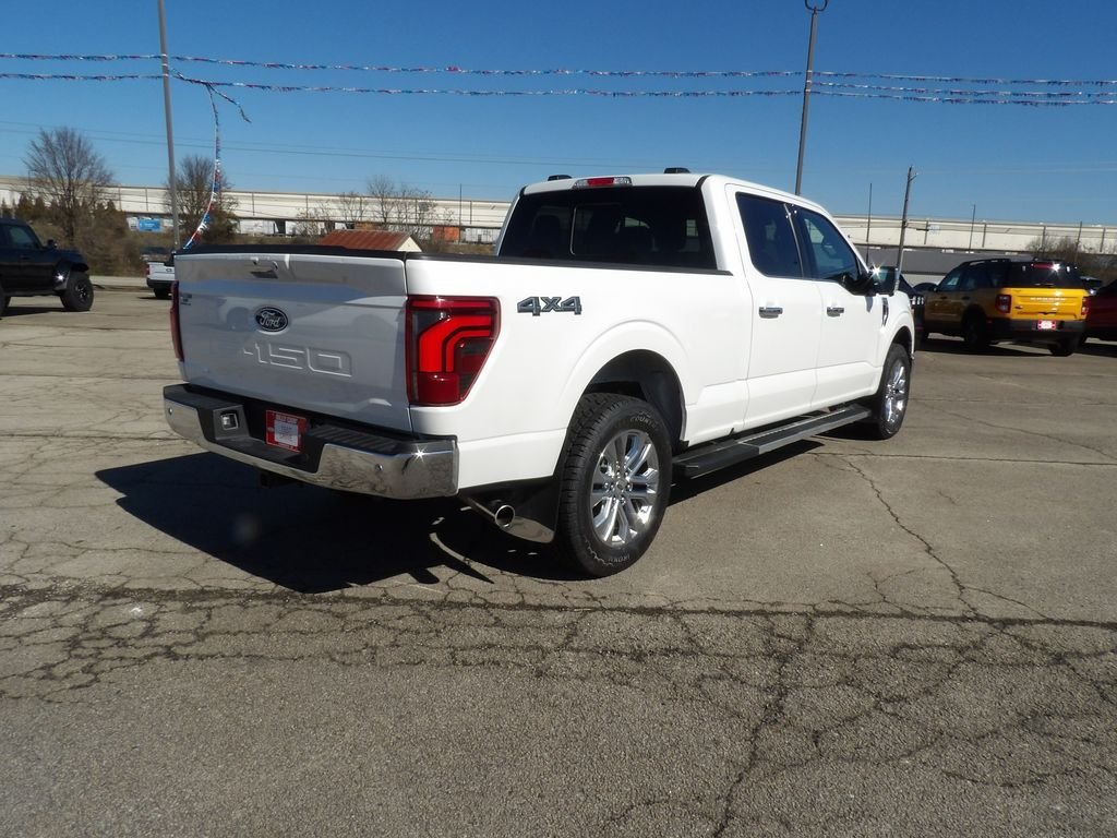 Used 2024 White Metallic Ford Lariat image 8