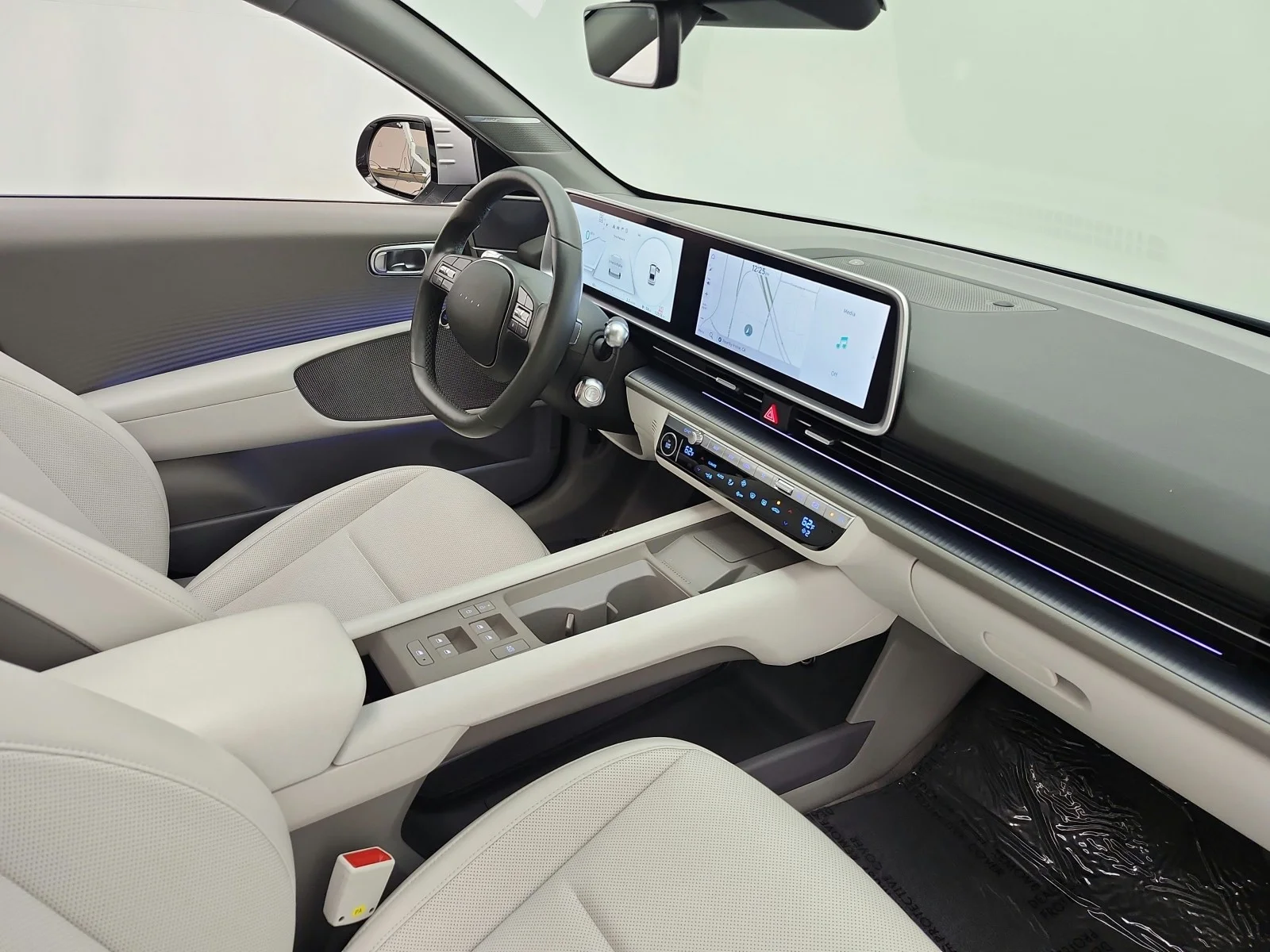 Used 2023 Curated Silver Hyundai Limited image 18