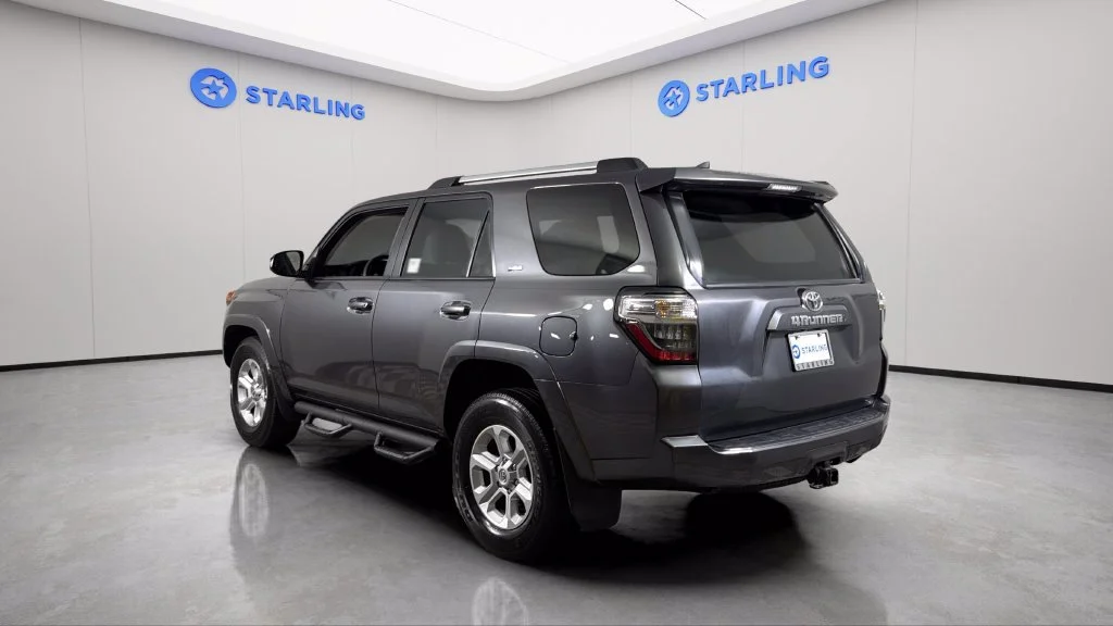 Used 2022 Gray Toyota SR5 Premium image 5