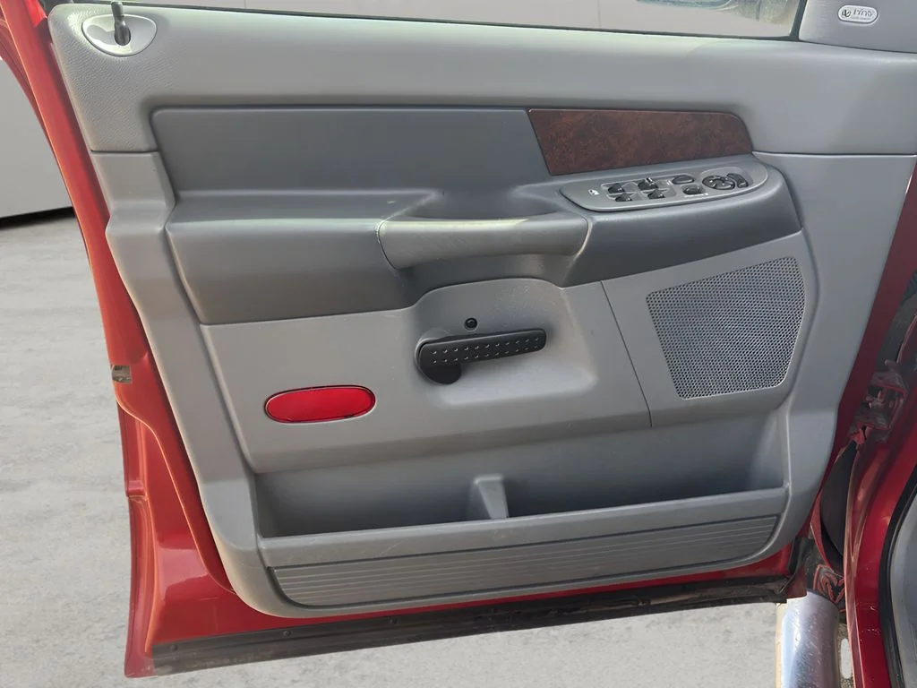 Used 2008 Maroon Dodge Laramie image 25