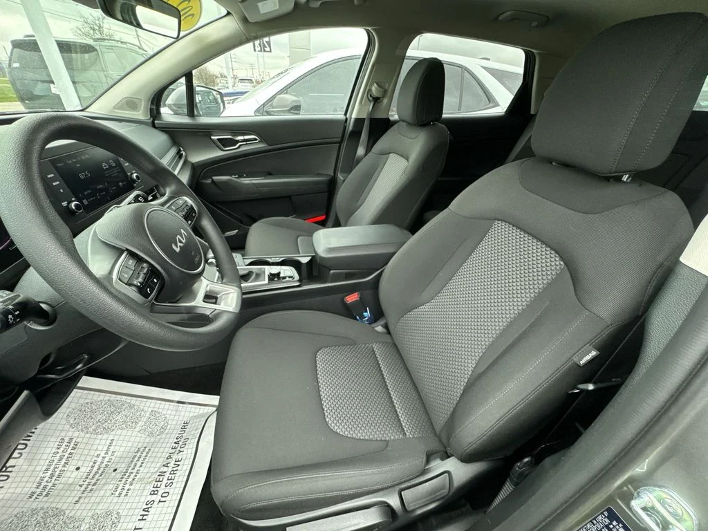 Used 2025 Gray Kia LX image 3