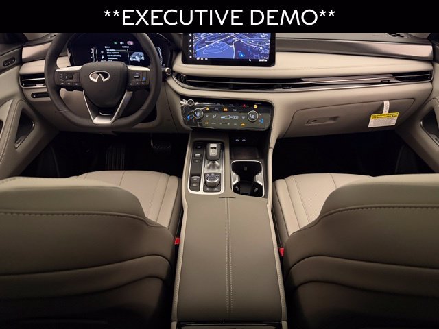 Certified Used 2026 Graphite Shadow INFINITI LUXE image 25