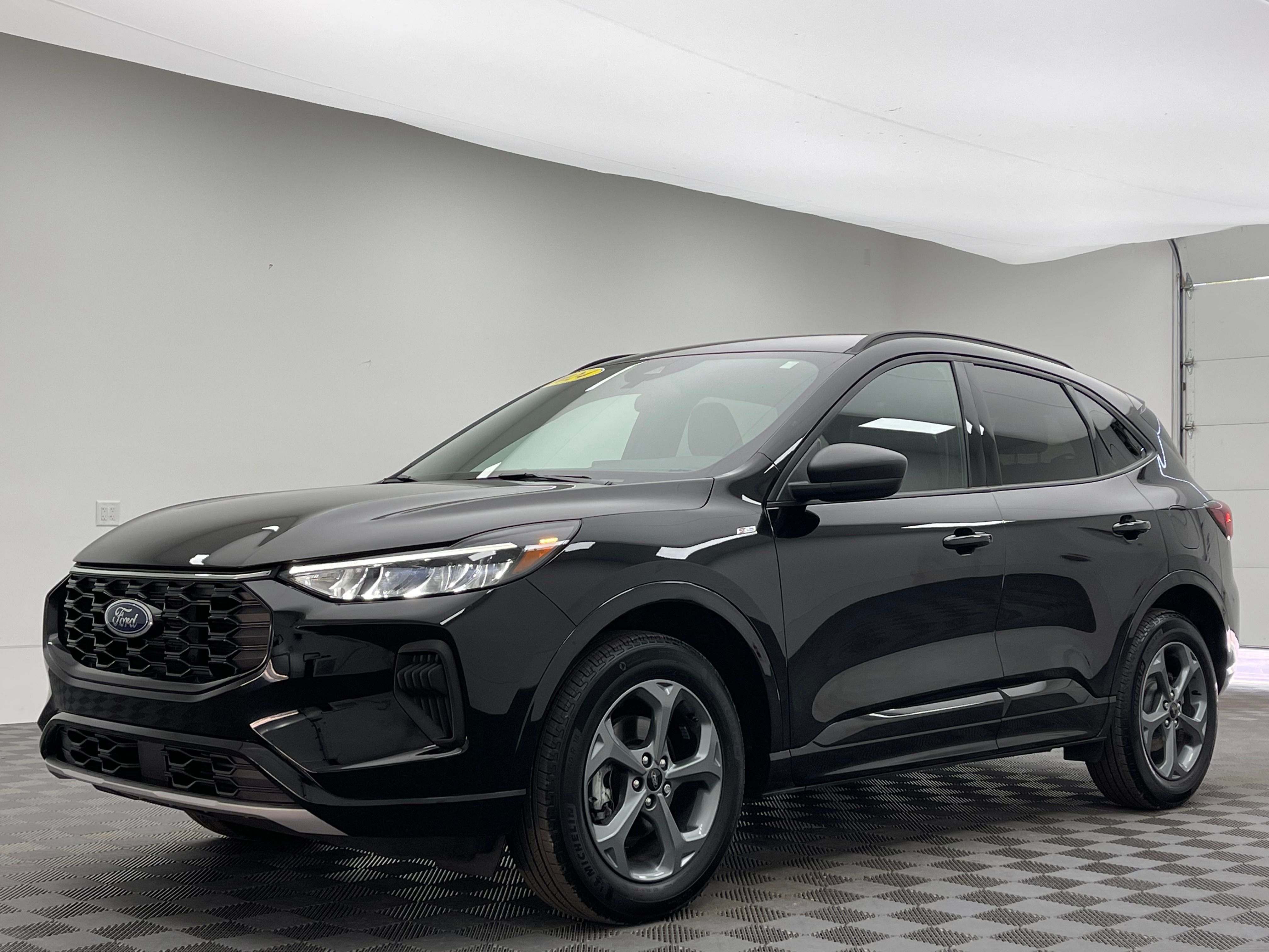 Used 2024 Black Metallic Ford ST-Line image 2