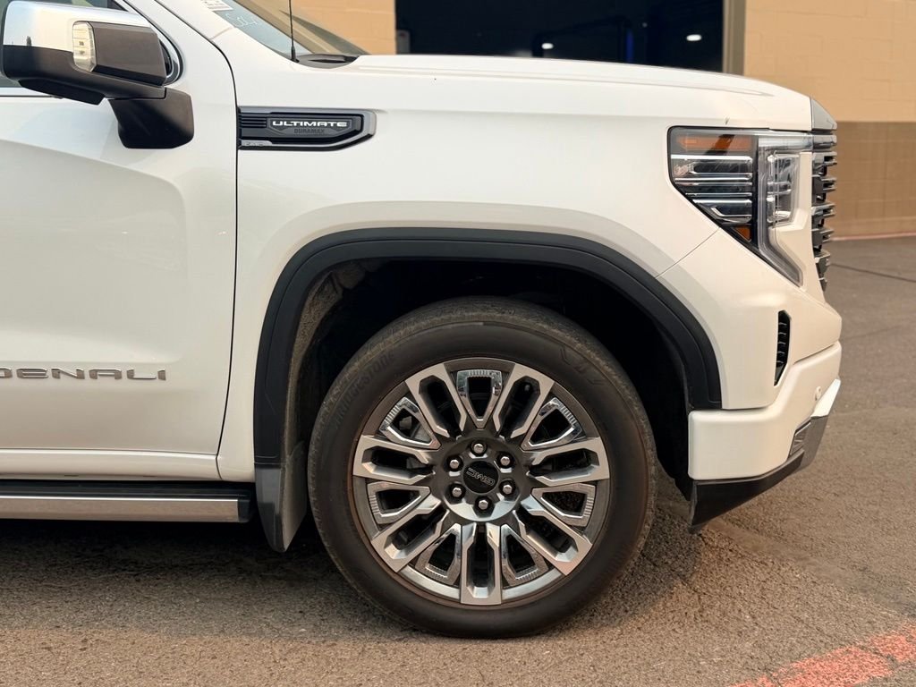 Used 2024 White GMC Denali Ultimate image 2