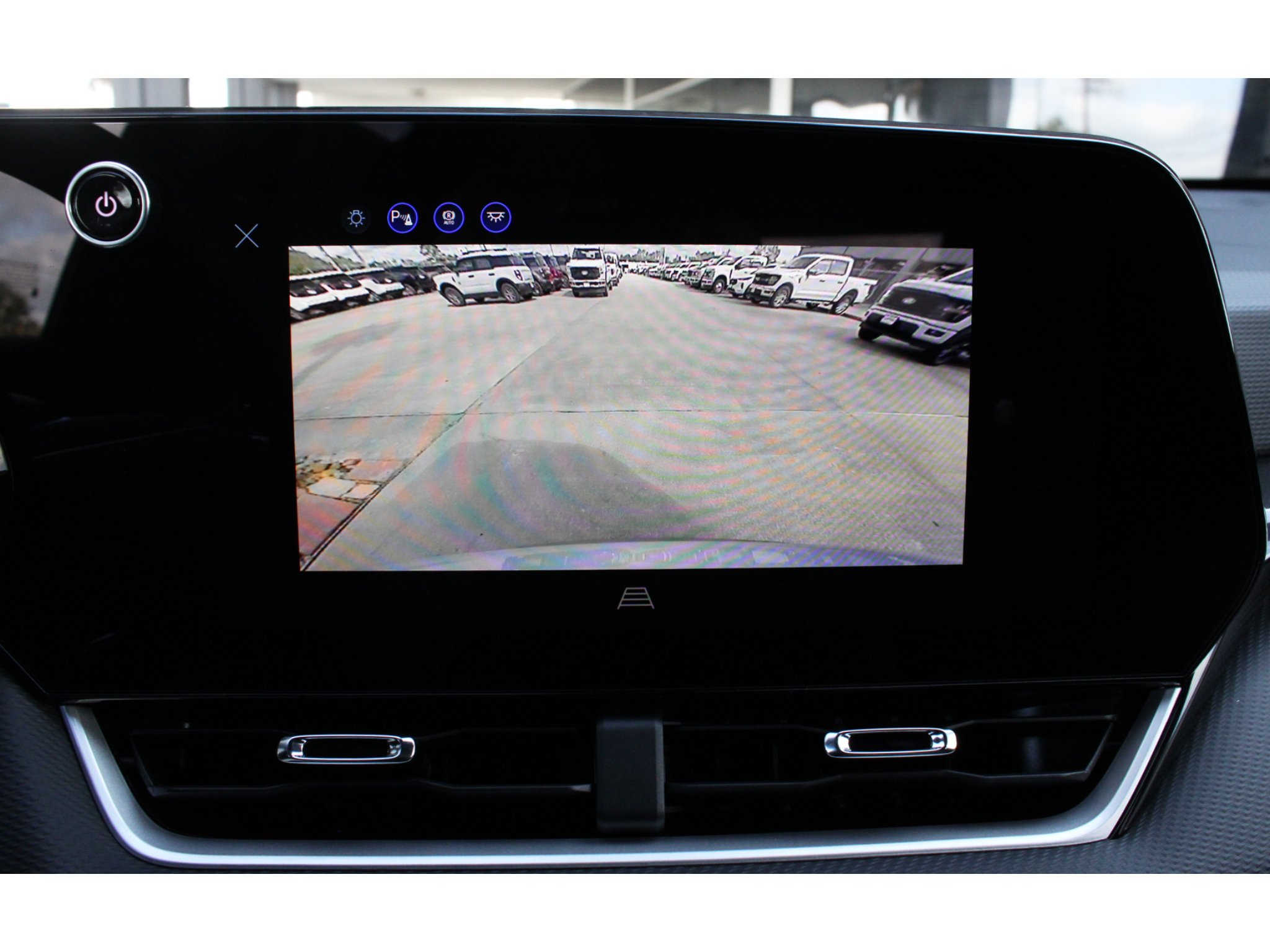2027 Chevrolet Equinox LT - Photo 9