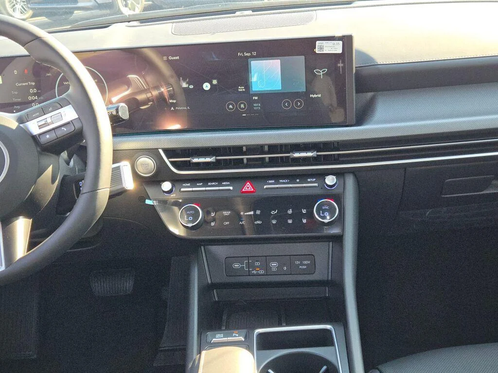 2025 Hyundai Sonata Hybrid Limited - Photo 19