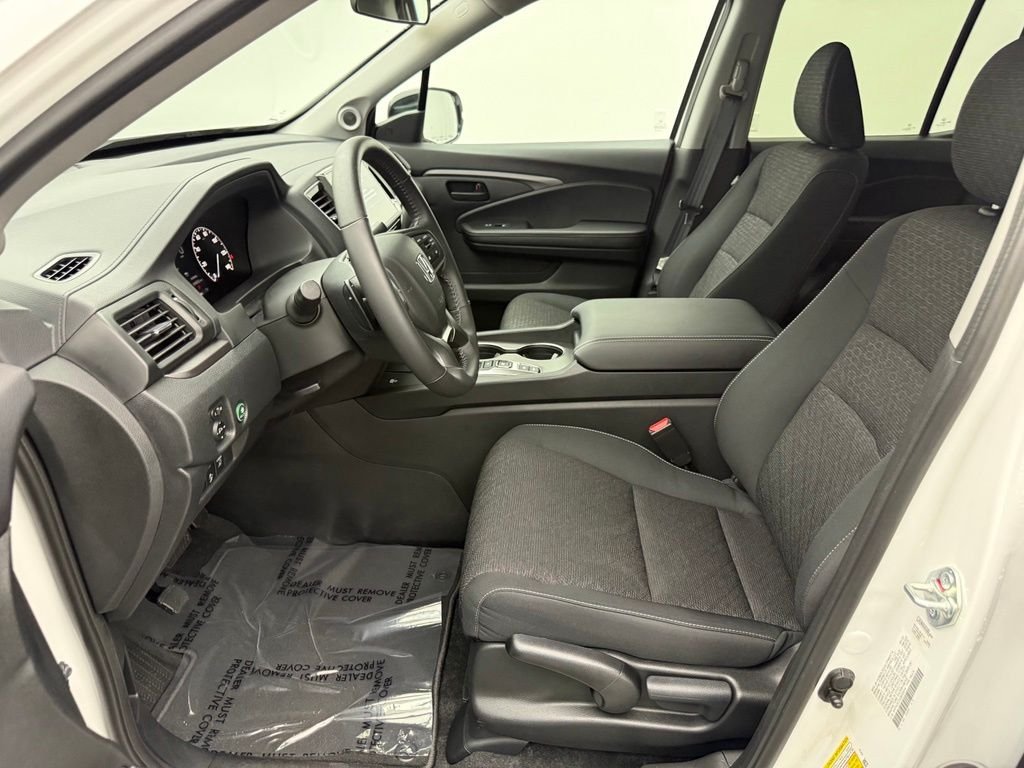 Used 2025 White Honda Sport image 24