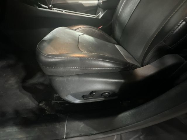 Used 2023 Gray Jeep Limited image 18
