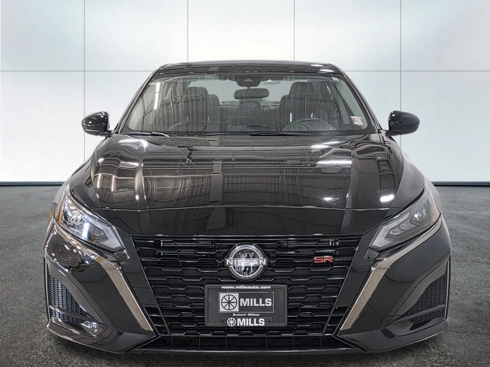 Used 2025 Black Nissan 2.5 SR image 12