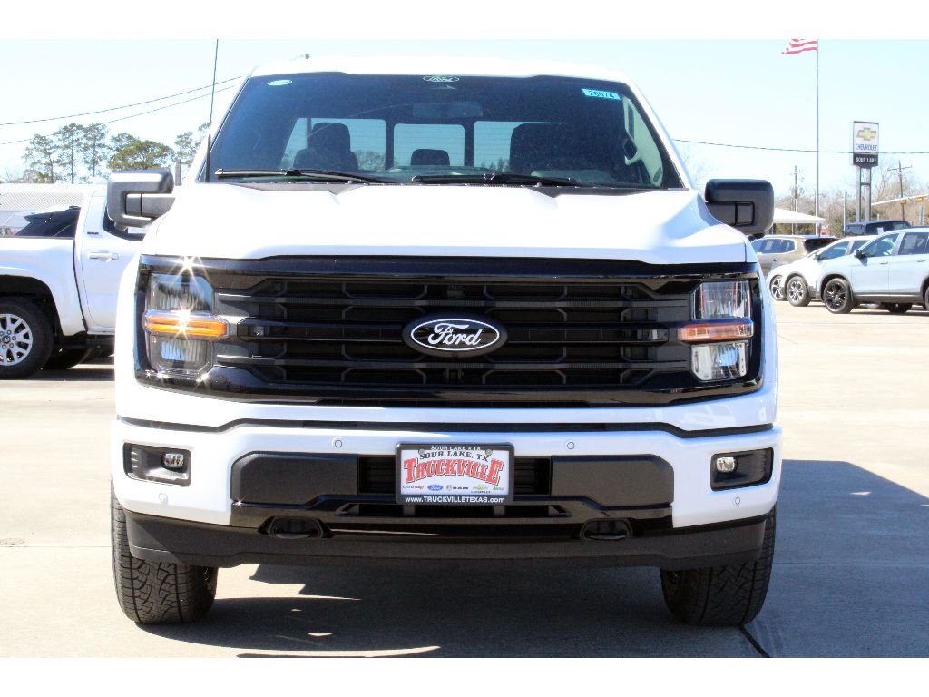 New 2026 Oxford White Ford XLT image 30