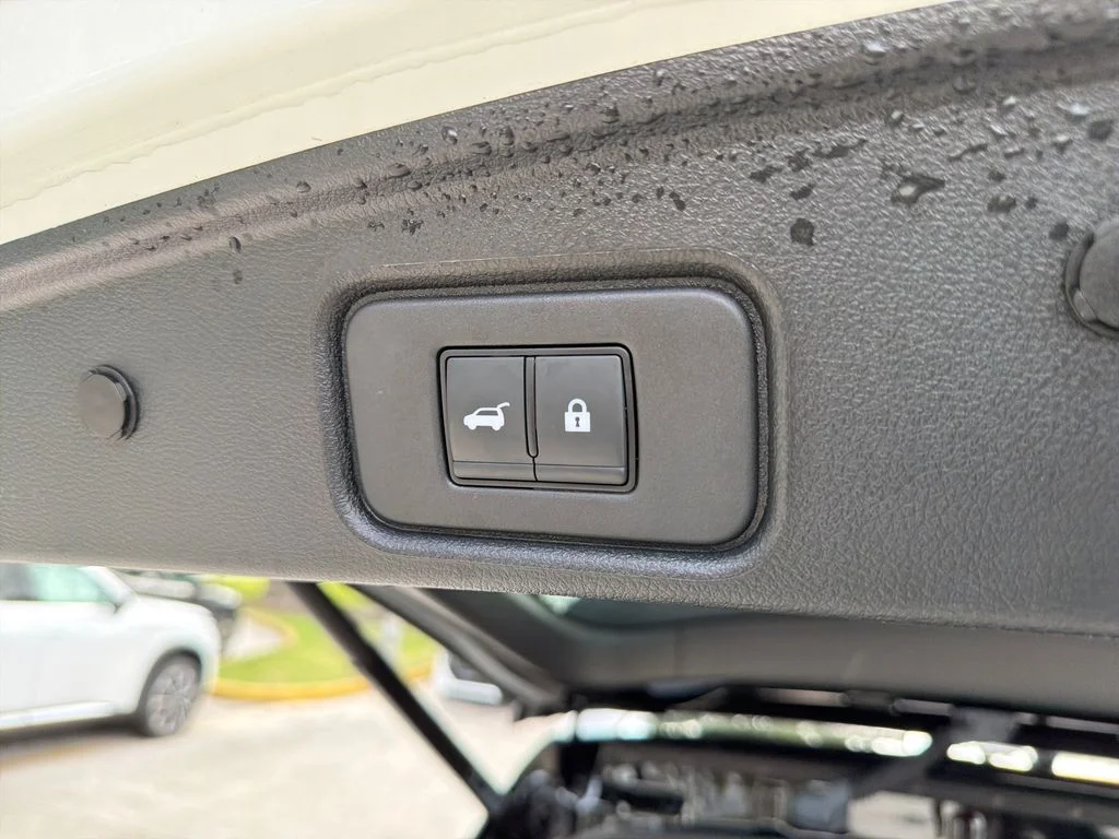 2024 Nissan Pathfinder Platinum - Photo 39