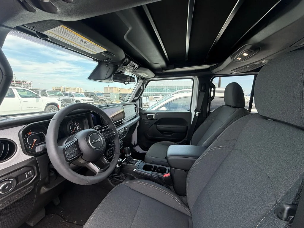 Used 2026 White Jeep Sport S image 5