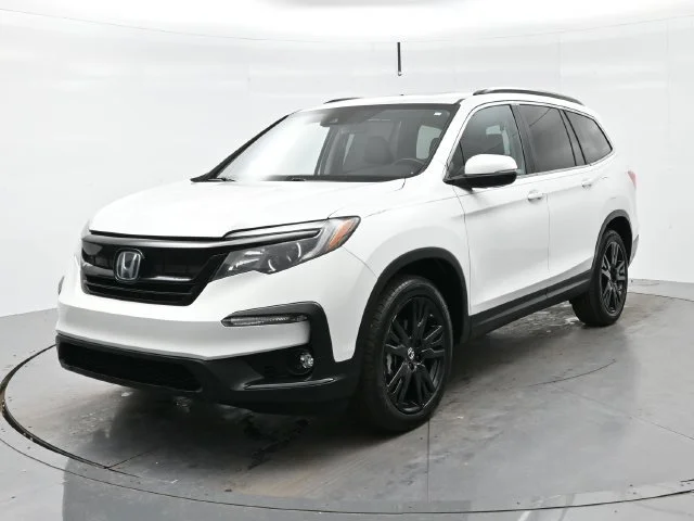 Used 2022 White Honda Special Edition image 3