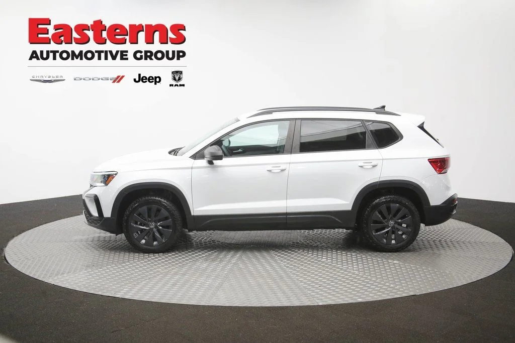 Used 2022 White Volkswagen 1.5T S image 59