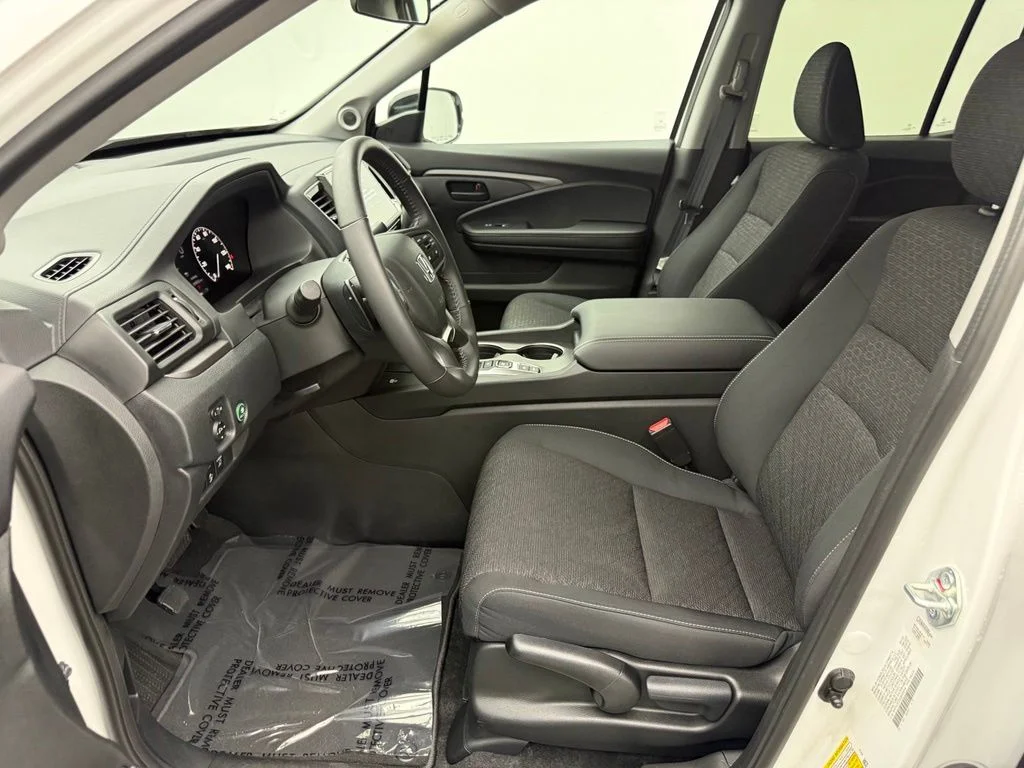Used 2025 White Honda Sport image 24