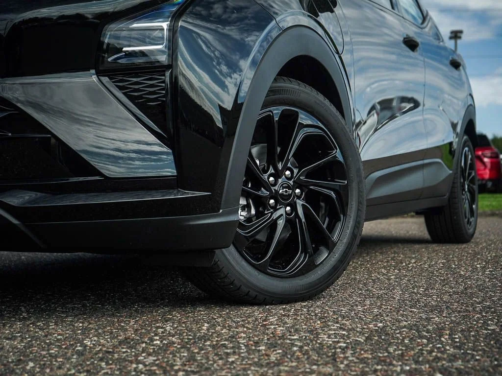 New 2027 Mosaic Black Metallic Chevrolet RS image 5