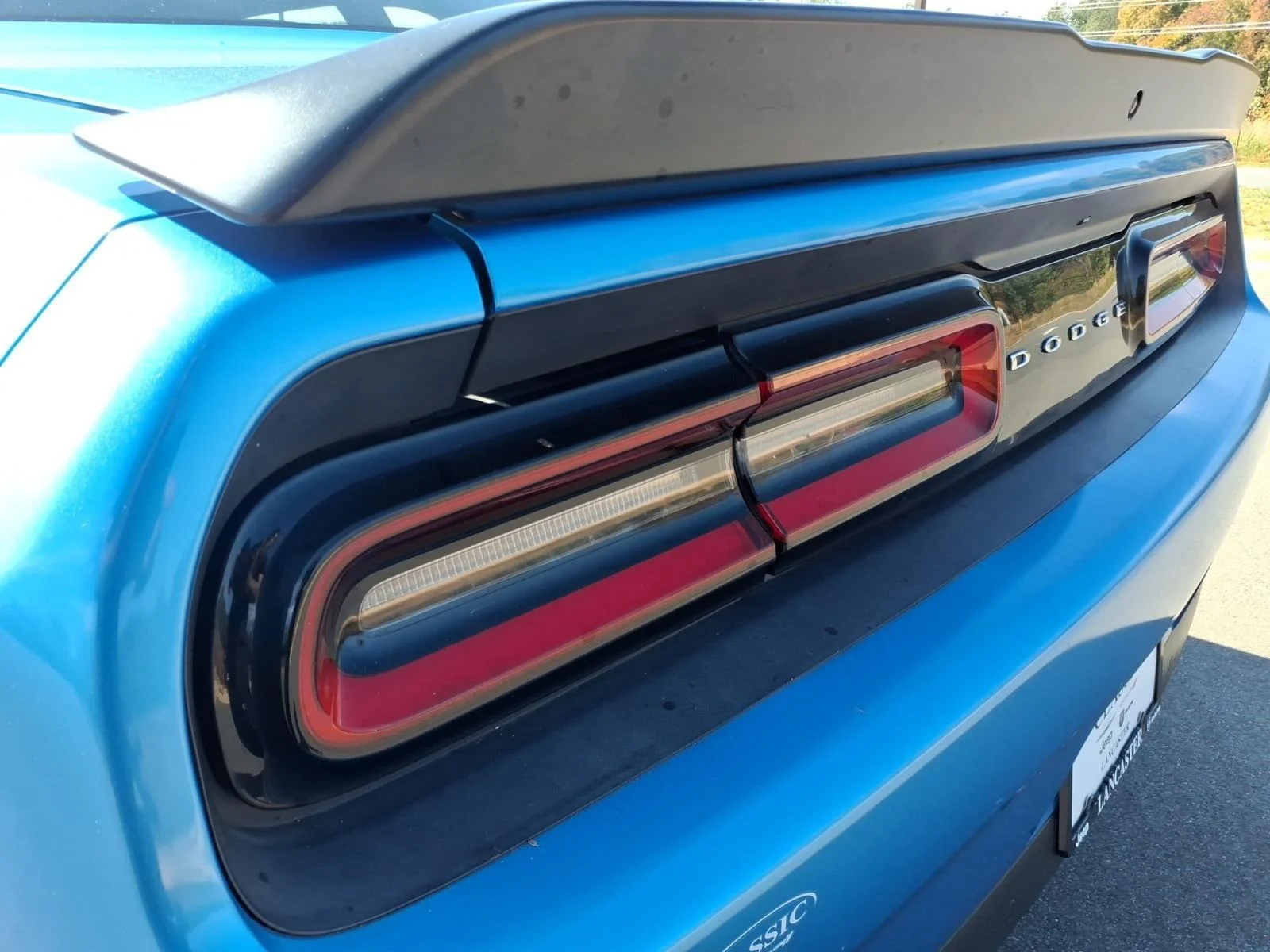 Used 2015 B5 Blue Pearl Coat Dodge R/T Plus Shaker image 17