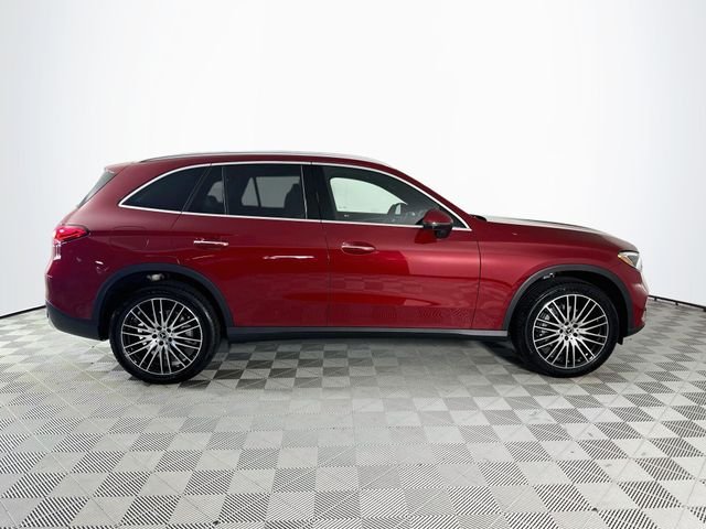 New 2026 MANUFAKTUR Patagonia Red Metallic Mercedes-Benz GLC 300 image 8
