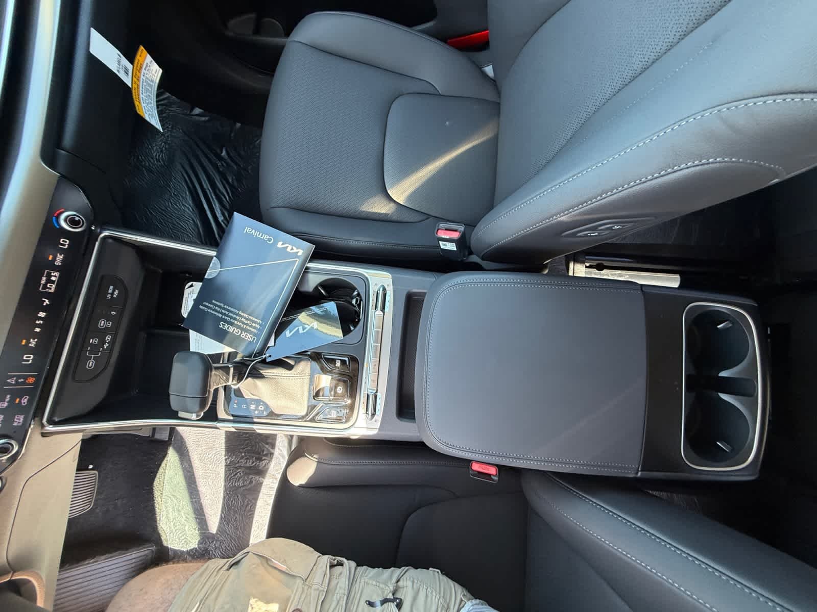 New 2026 Snow White Pearl Kia SX Prestige image 18