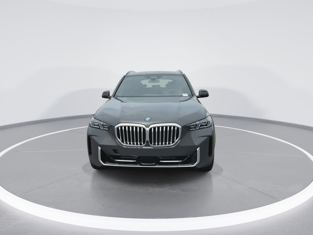 New 2026 Gray BMW xDrive50e image 3