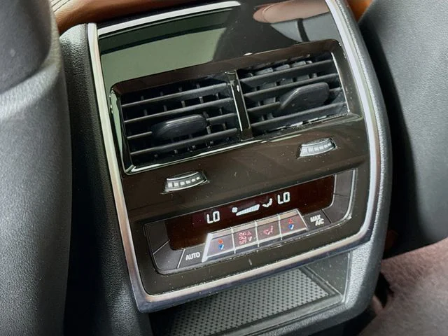 Used 2021 Blue BMW M50i image 27