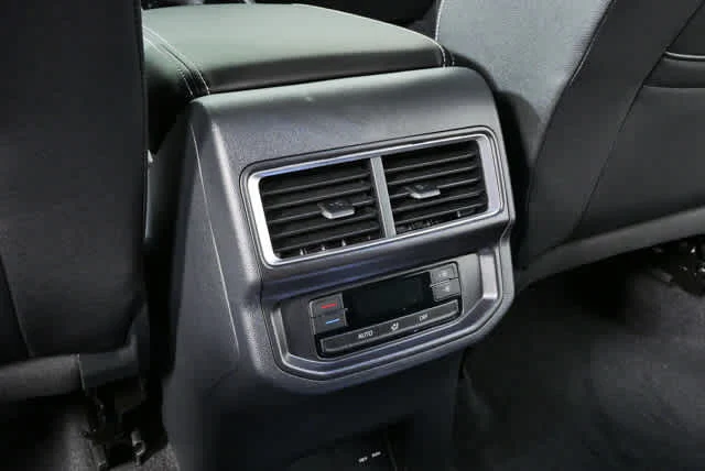 New 2026 Pure Gray Volkswagen 2.0T SE w/Technology image 19