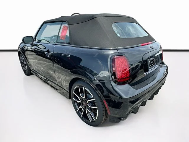New 2026 Black MINI Iconic image 4