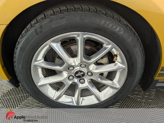 Used 2010 Gold Ford V6 image 38