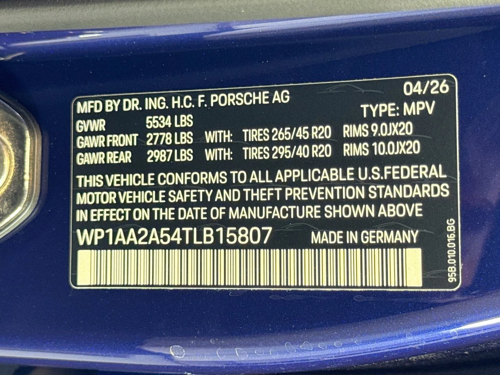 New 2026 Gentian Blue Metallic Porsche  image 26