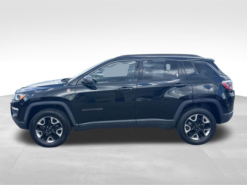 Used 2018 Black Jeep Trailhawk image 2