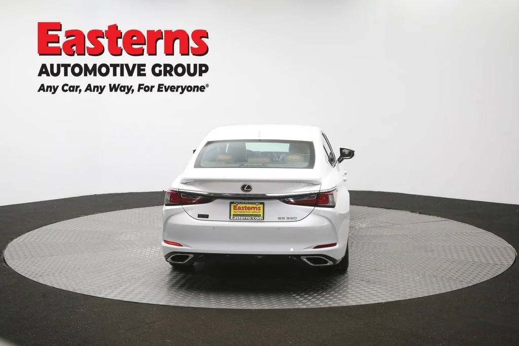 Used 2021 White Lexus 350 image 40