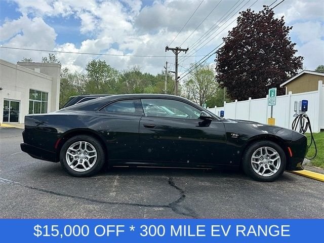 2025 Dodge Charger Daytona R/T - Photo 2