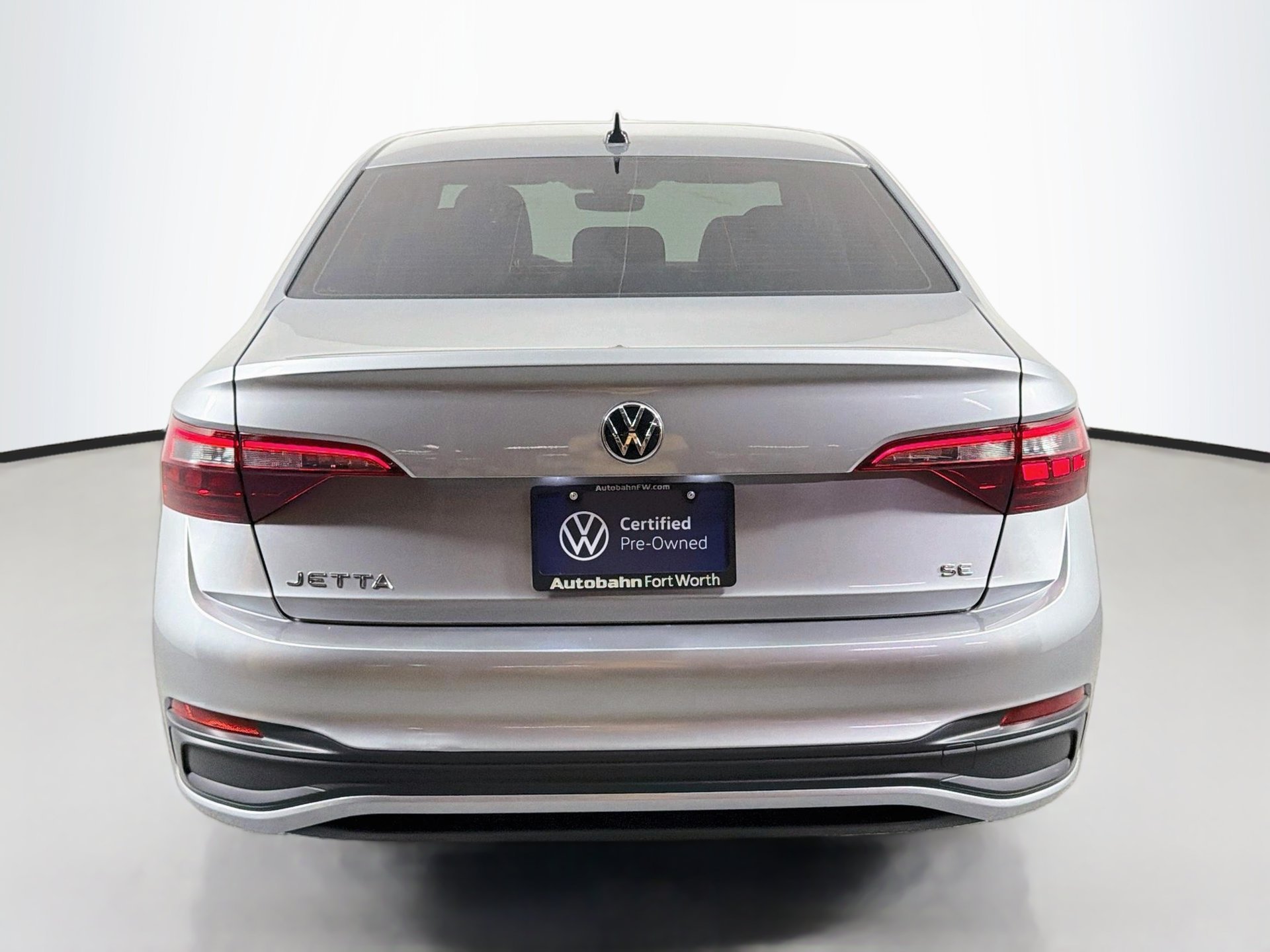 Certified Used 2023 Silver Volkswagen 1.5T SE image 6