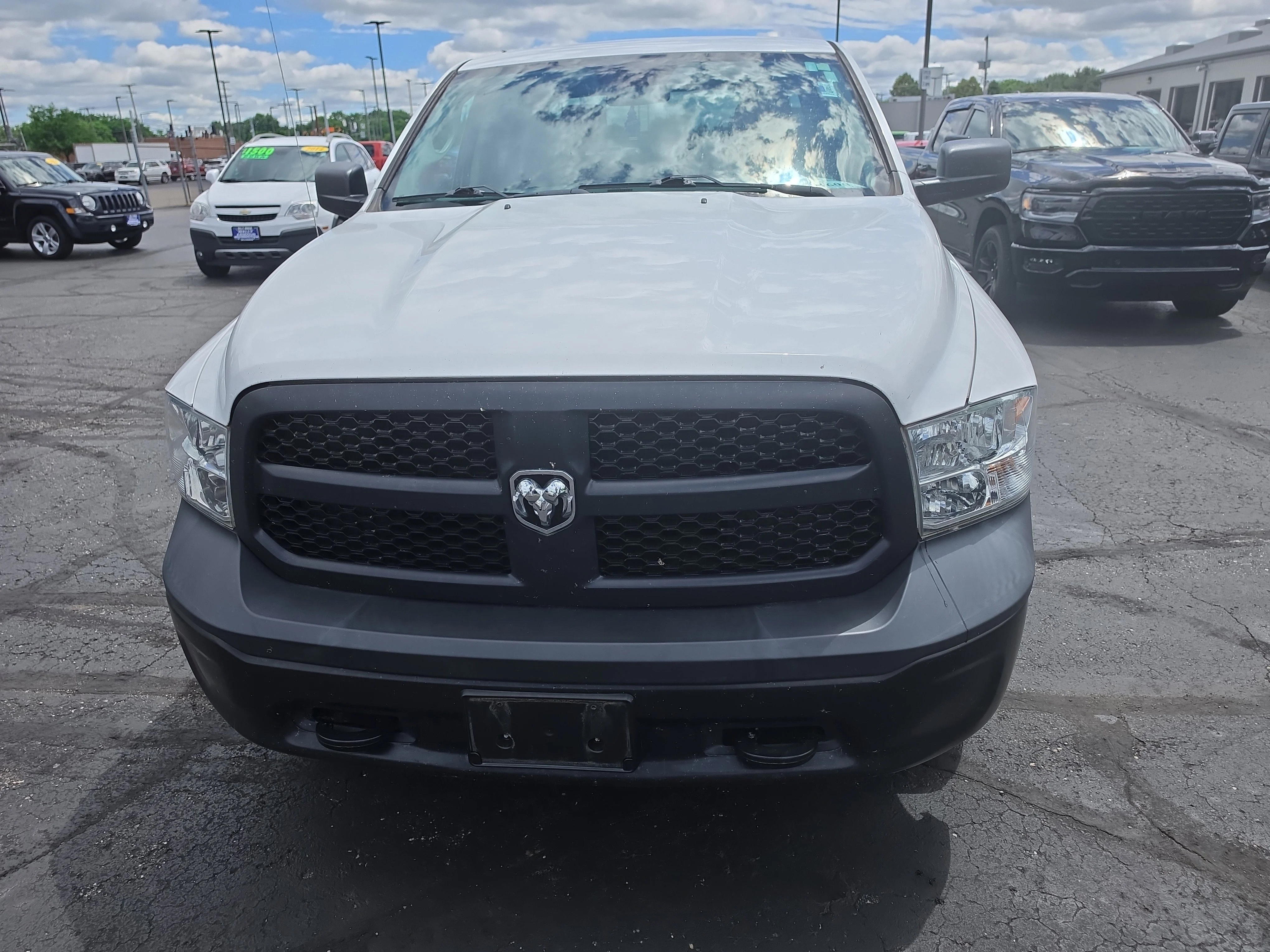 Used 2018 Bright White Clearcoat Ram Tradesman image 8