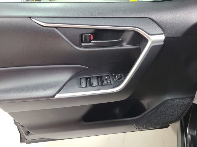 Certified Used 2025 Midnight Black Metallic Toyota LE image 17