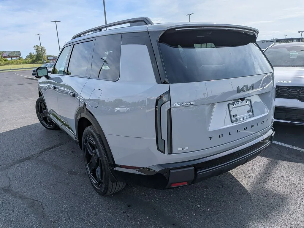 New 2027  Kia X-Line SX Prestige image 32