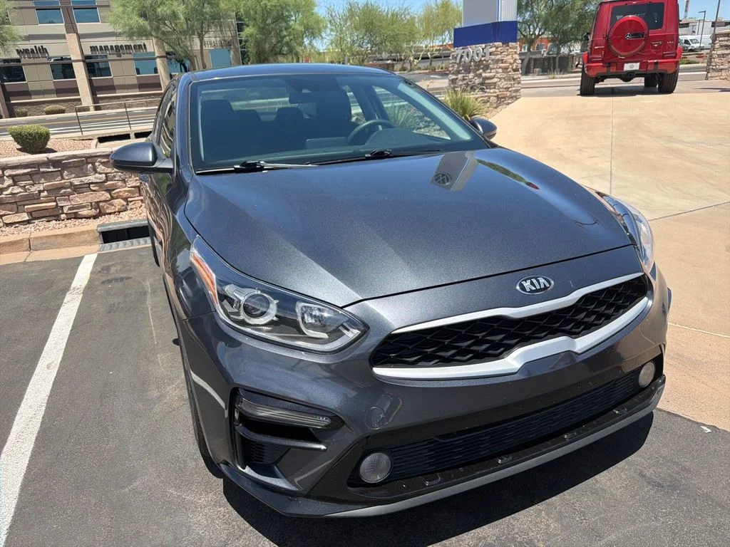 Used 2021 Gray Kia LXS image 6