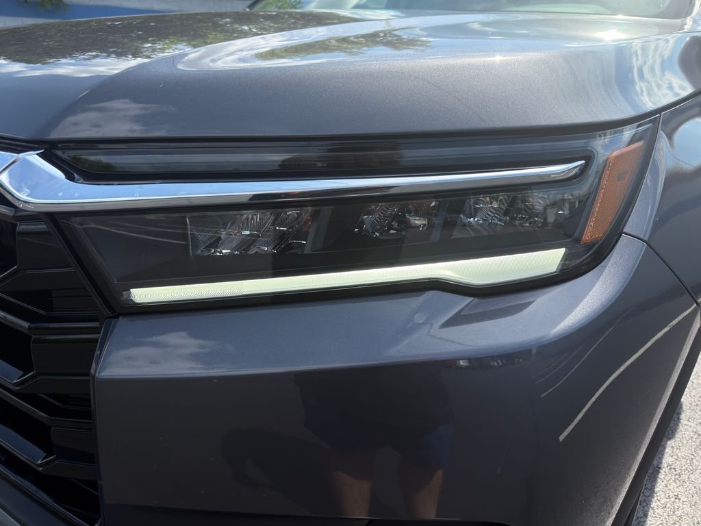 New 2026 Modern Steel Metallic Honda Touring image 9