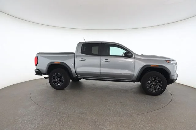 Used 2025 Silver GMC Elevation image 24