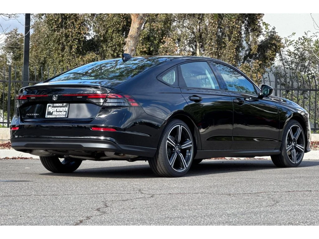 New 2026 Crystal Black Pearl Honda SE image 4