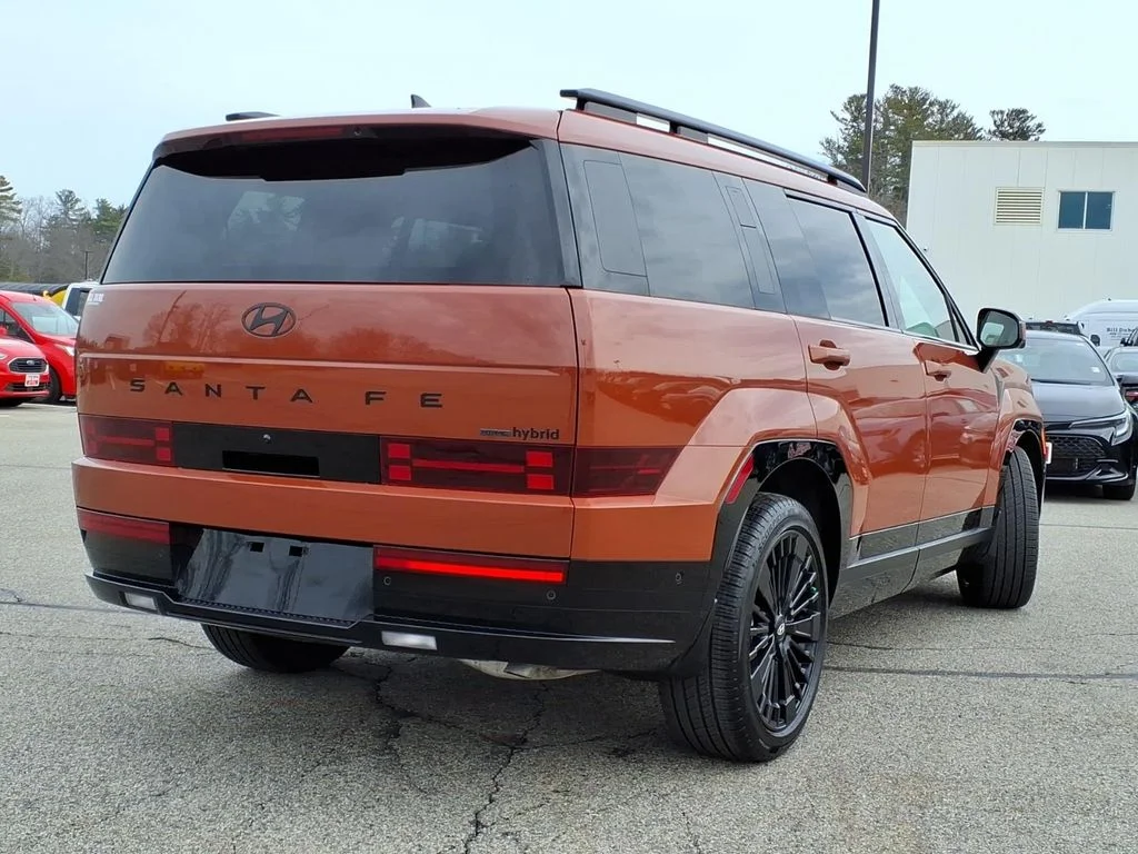 Used 2025 Orange Hyundai Calligraphy image 3