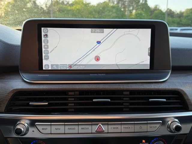 Used 2021 Silver Kia SX image 21