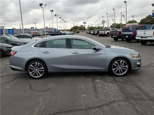 Used 2024 Sterling Gray Metallic Chevrolet 2LT image 4